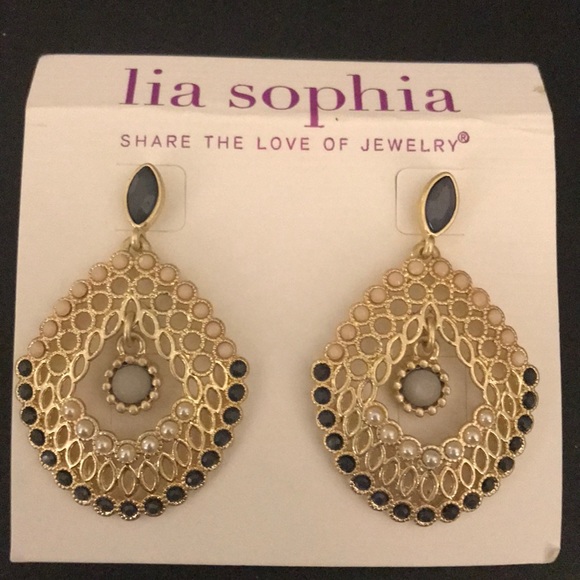 Lia Sophia ornate gold earrings - Picture 1 of 1